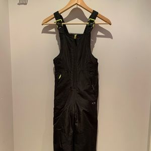 Kids Champion size Small (6-7) black snow suit